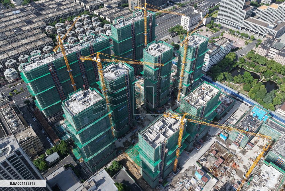 China Real Estate Development Investment Decrease