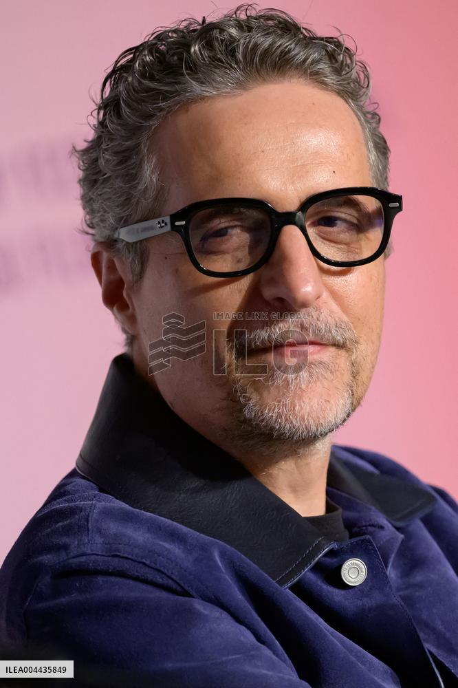 Cannes O Agente Secreto Press Conference NG