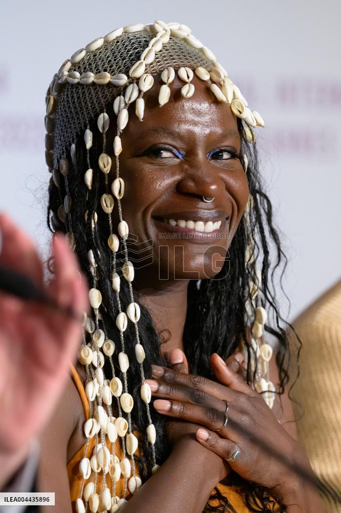 Cannes O Agente Secreto Press Conference NG