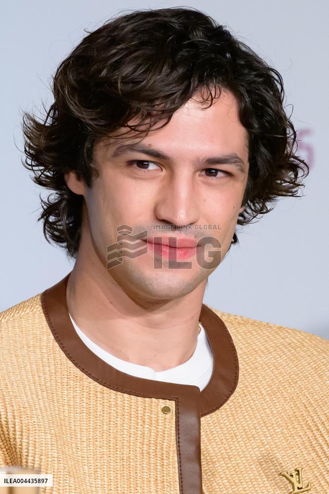 Cannes O Agente Secreto Press Conference NG