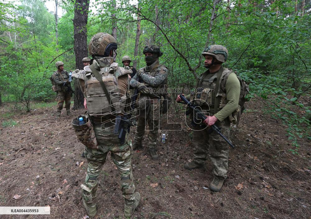 Tactical drills of Khartiia Brigade in Kharkiv region