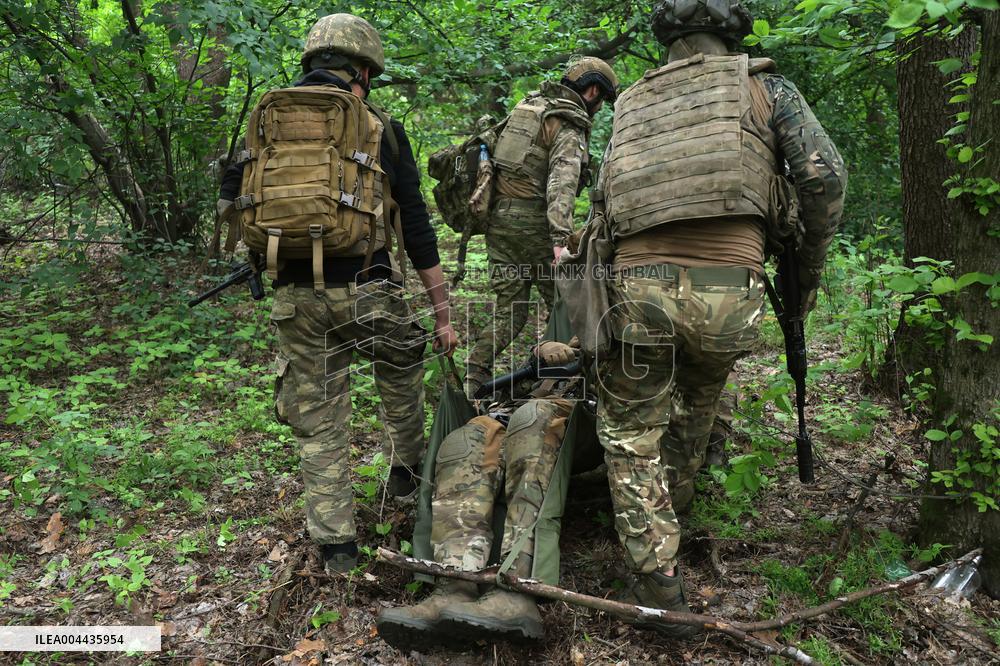 Tactical drills of Khartiia Brigade in Kharkiv region