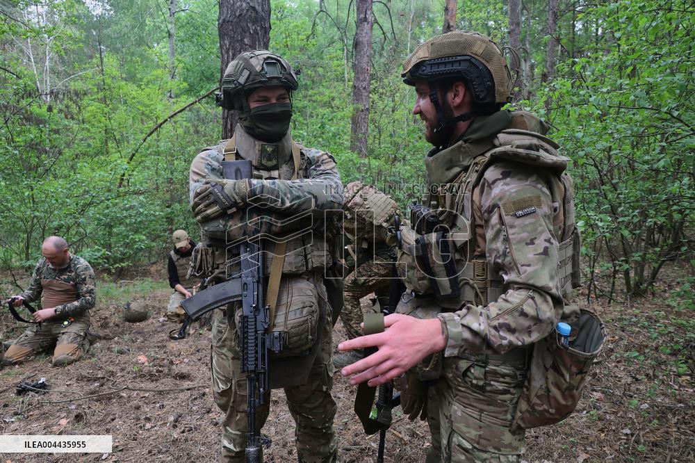 Tactical drills of Khartiia Brigade in Kharkiv region