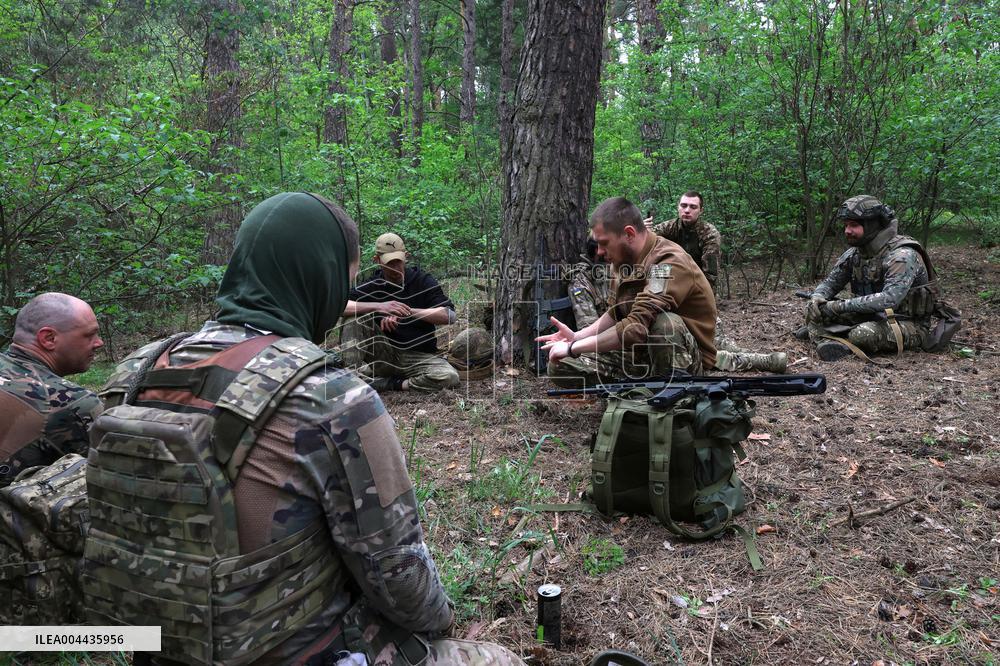 Tactical drills of Khartiia Brigade in Kharkiv region