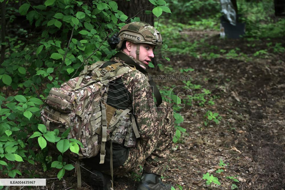 Tactical drills of Khartiia Brigade in Kharkiv region