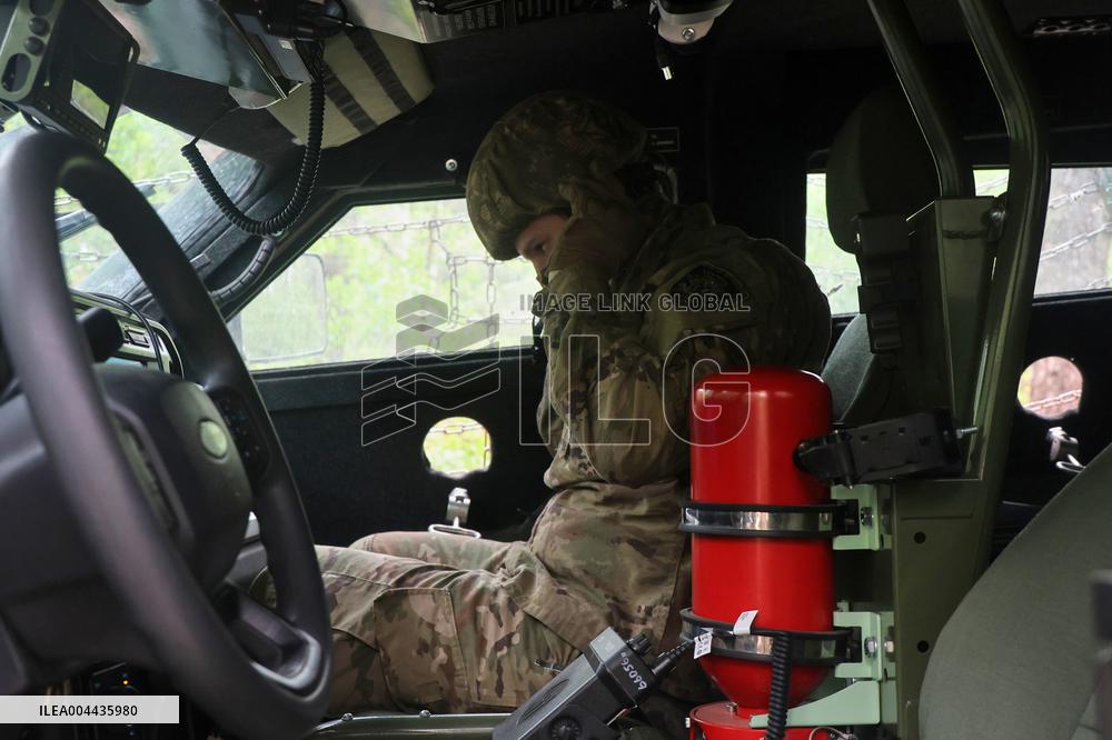 Tactical drills of Khartiia Brigade in Kharkiv region