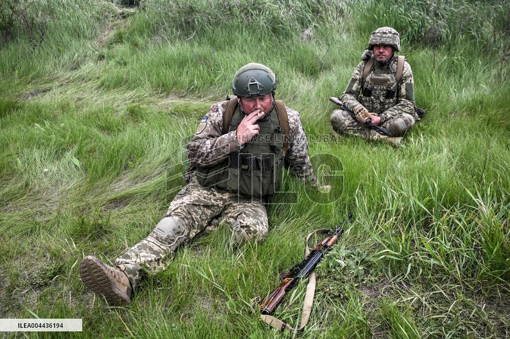 Combat coordination drills of Ukraines 141st Brigade