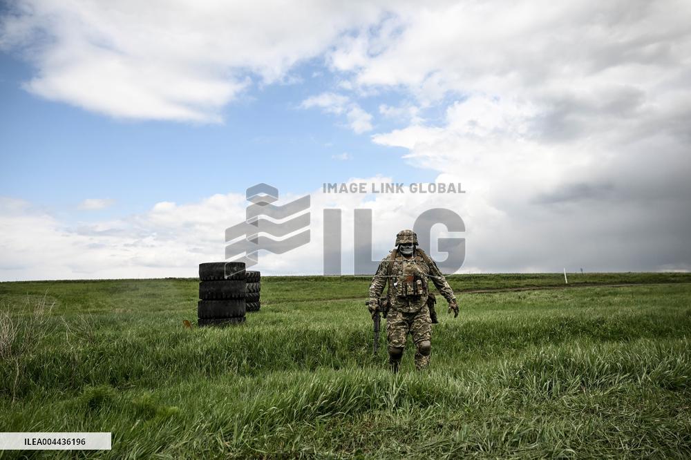 Combat coordination drills of Ukraines 141st Brigade