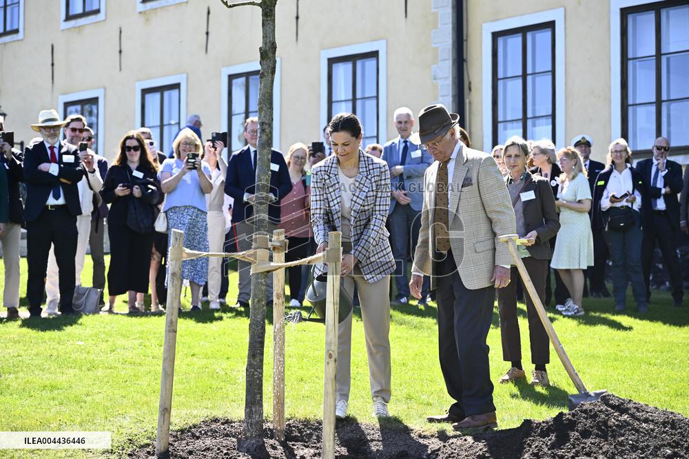 SWEDEN ROYALS WWF EXCURSION