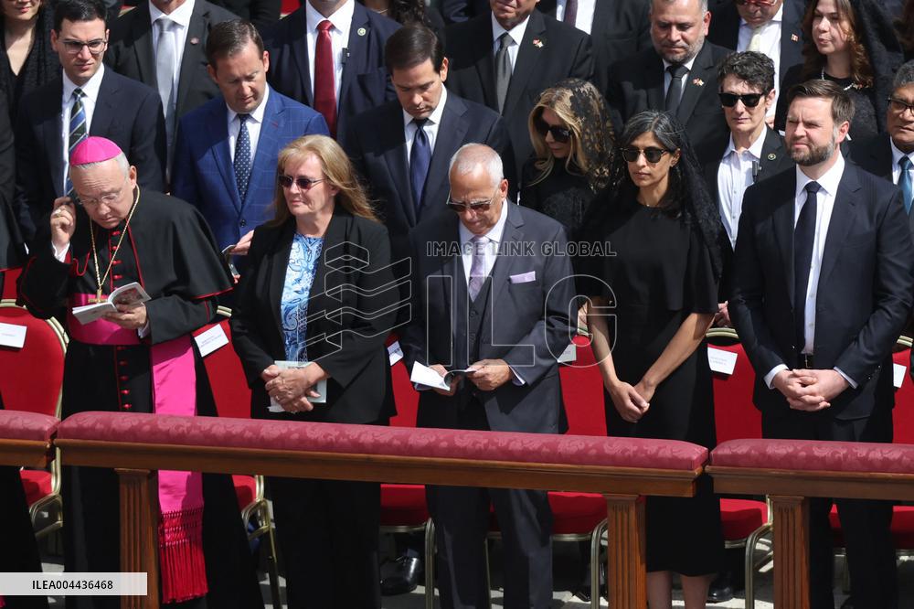 Louis Prevost At Inauguration Of Pope Leo XIV - Vatican