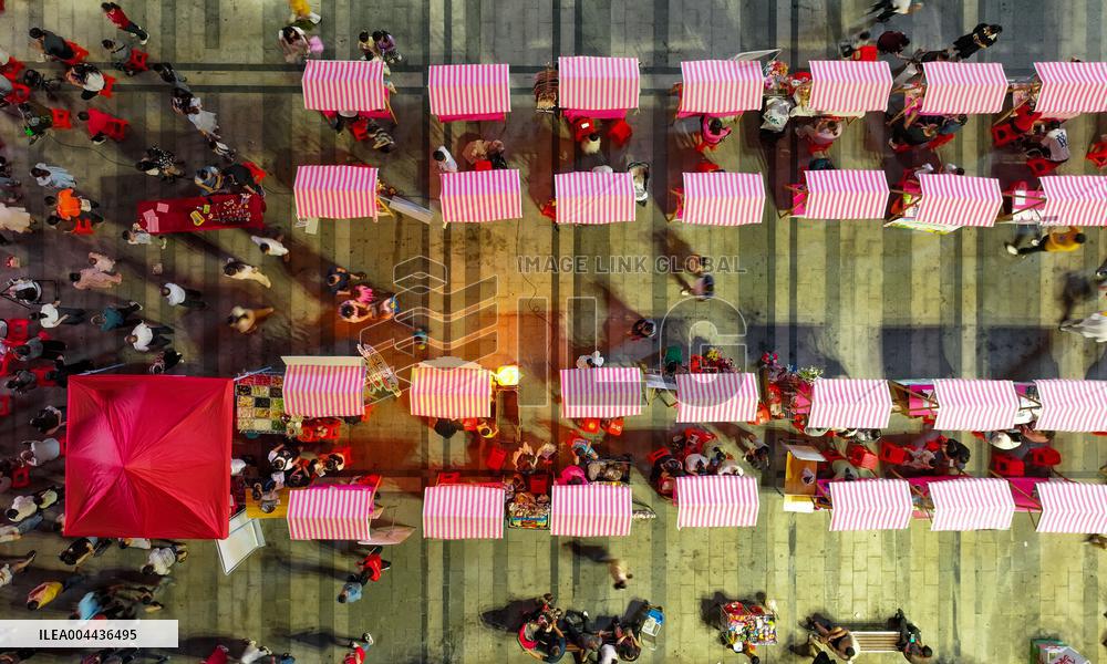 Retail employment in China