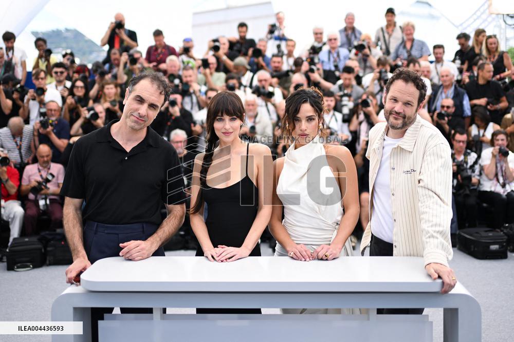 Cannes Splitsville Photocall AM
