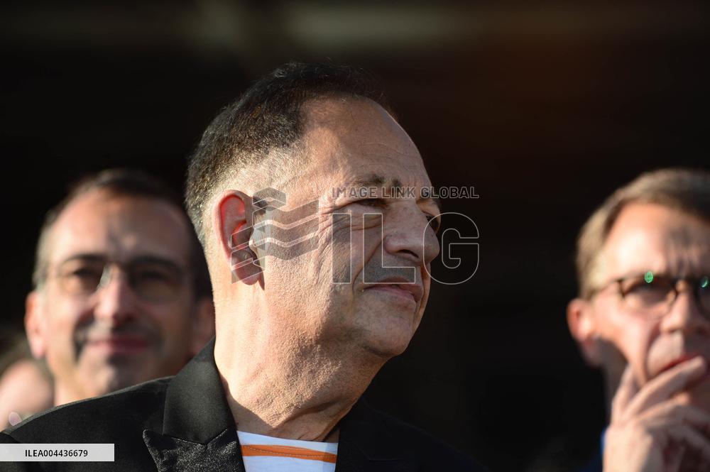 Bal de l'Amour - Paris Celebrates Love and Against Homophobia