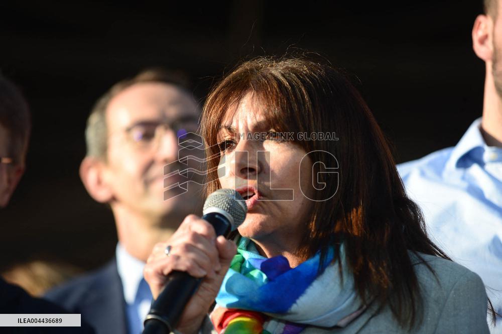 Bal de l'Amour - Paris Celebrates Love and Against Homophobia