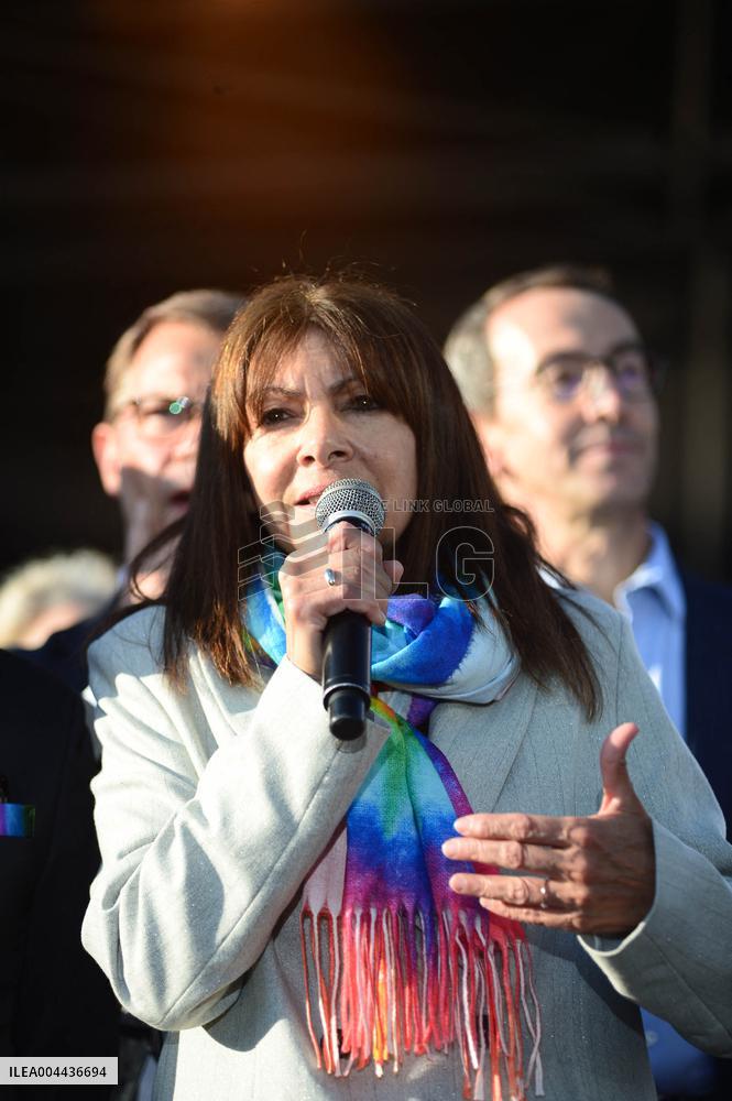 Bal de l'Amour - Paris Celebrates Love and Against Homophobia