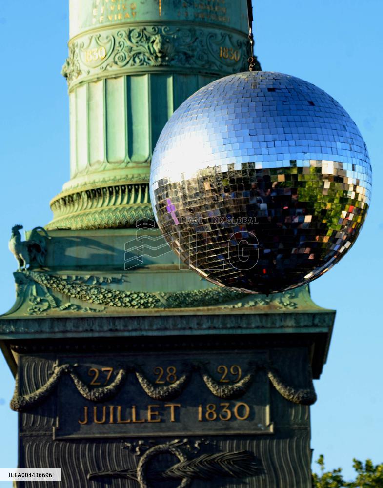 Bal de l'Amour - Paris Celebrates Love and Against Homophobia