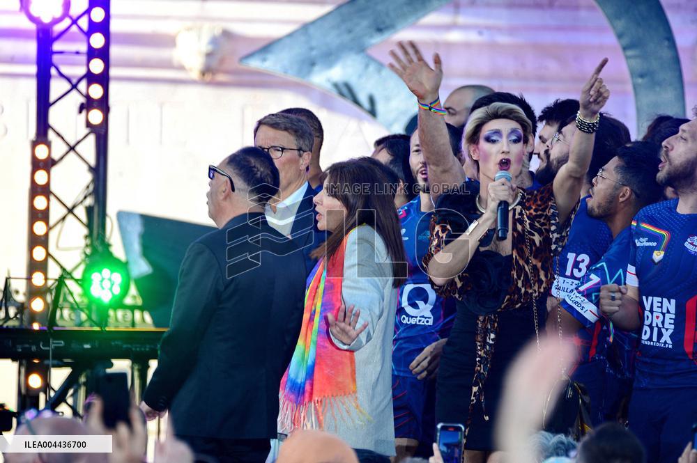 Bal de l'Amour - Paris Celebrates Love and Against Homophobia