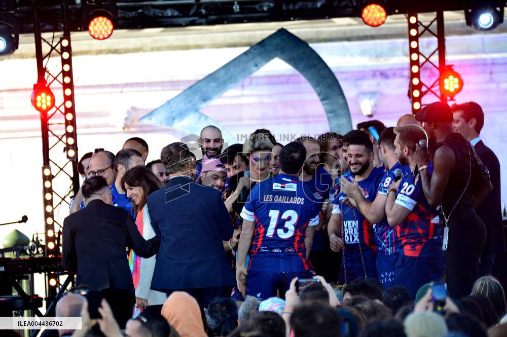 Bal de l'Amour - Paris Celebrates Love and Against Homophobia