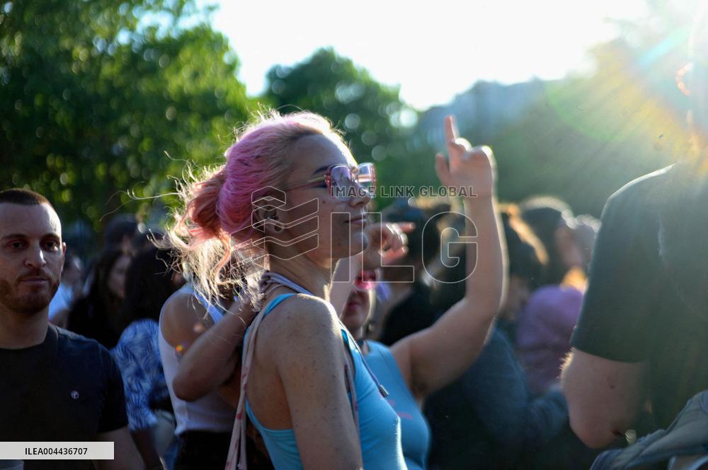 Bal de l'Amour - Paris Celebrates Love and Against Homophobia