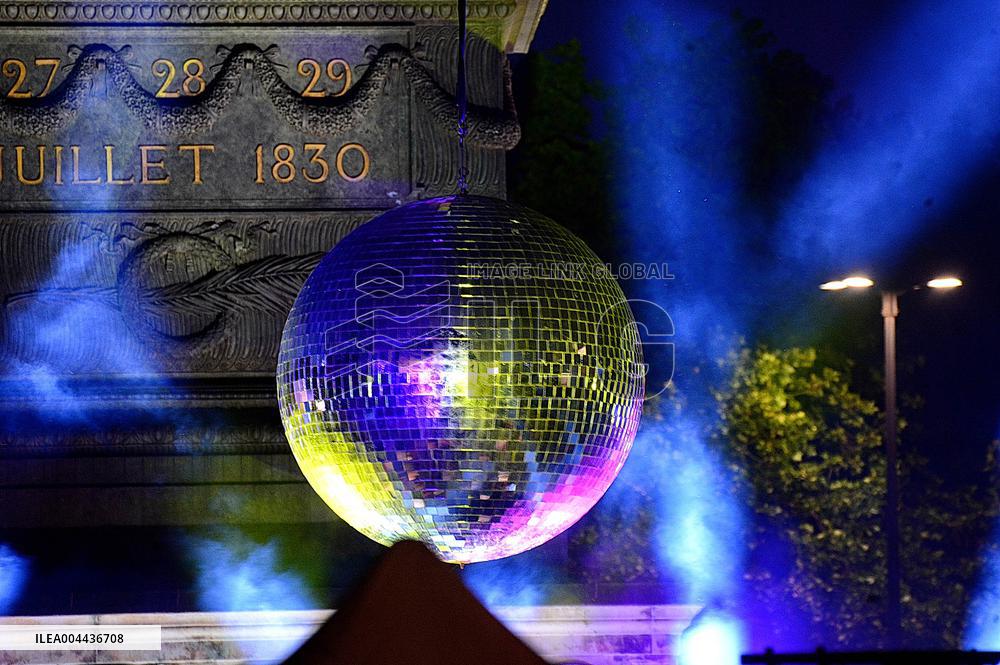 Bal de l'Amour - Paris Celebrates Love and Against Homophobia