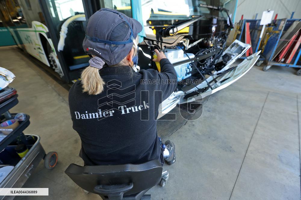President Macron at the Daimler Buses Site - Meuse