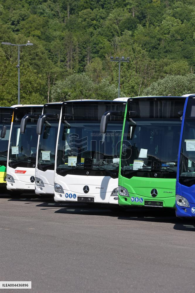 President Macron at the Daimler Buses Site - Meuse