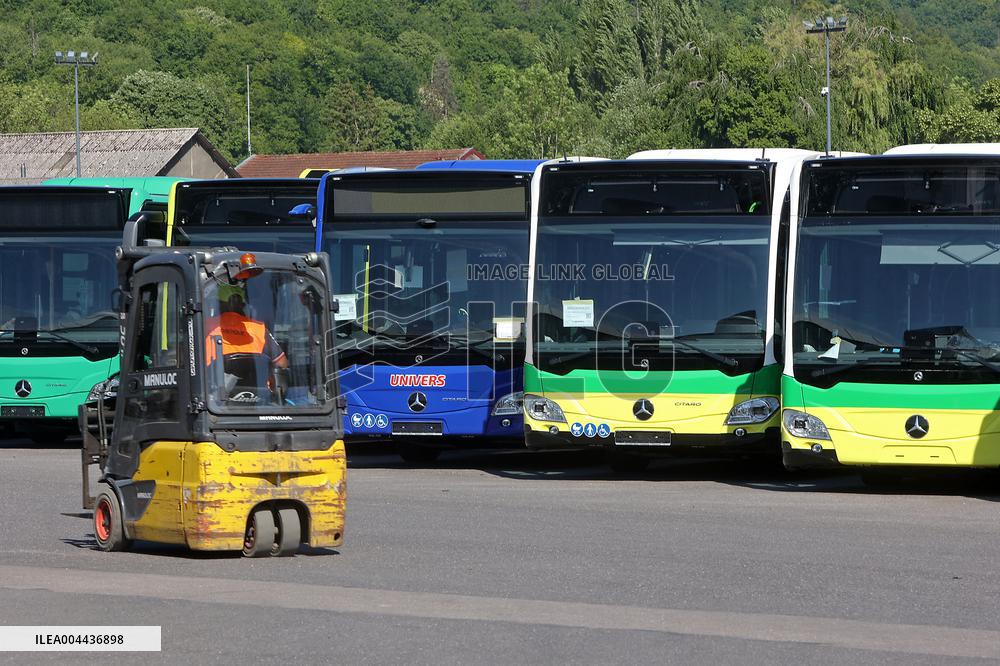 President Macron at the Daimler Buses Site - Meuse