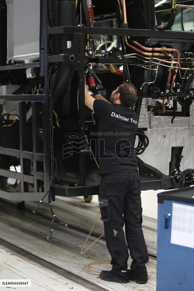 President Macron at the Daimler Buses Site - Meuse