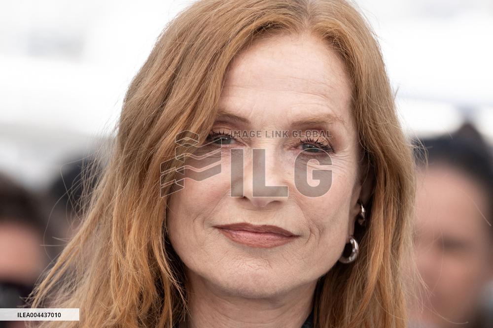 Cannes - La Femme La Plus Riche Du Monde Photocall DN