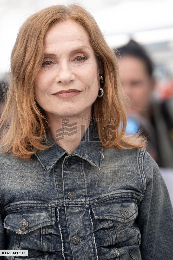 Cannes - La Femme La Plus Riche Du Monde Photocall DN