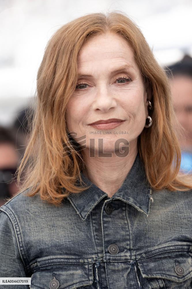 Cannes - La Femme La Plus Riche Du Monde Photocall DN