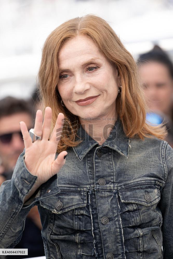Cannes - La Femme La Plus Riche Du Monde Photocall DN