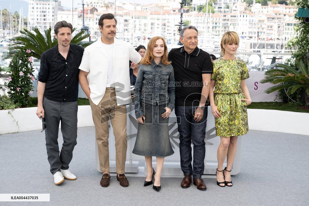 Cannes - La Femme La Plus Riche Du Monde Photocall DN
