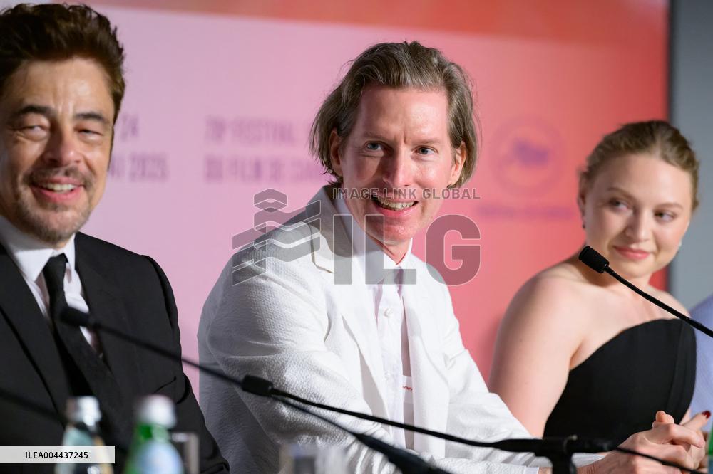 Cannes The Phoenician Scheme Press Conference NG