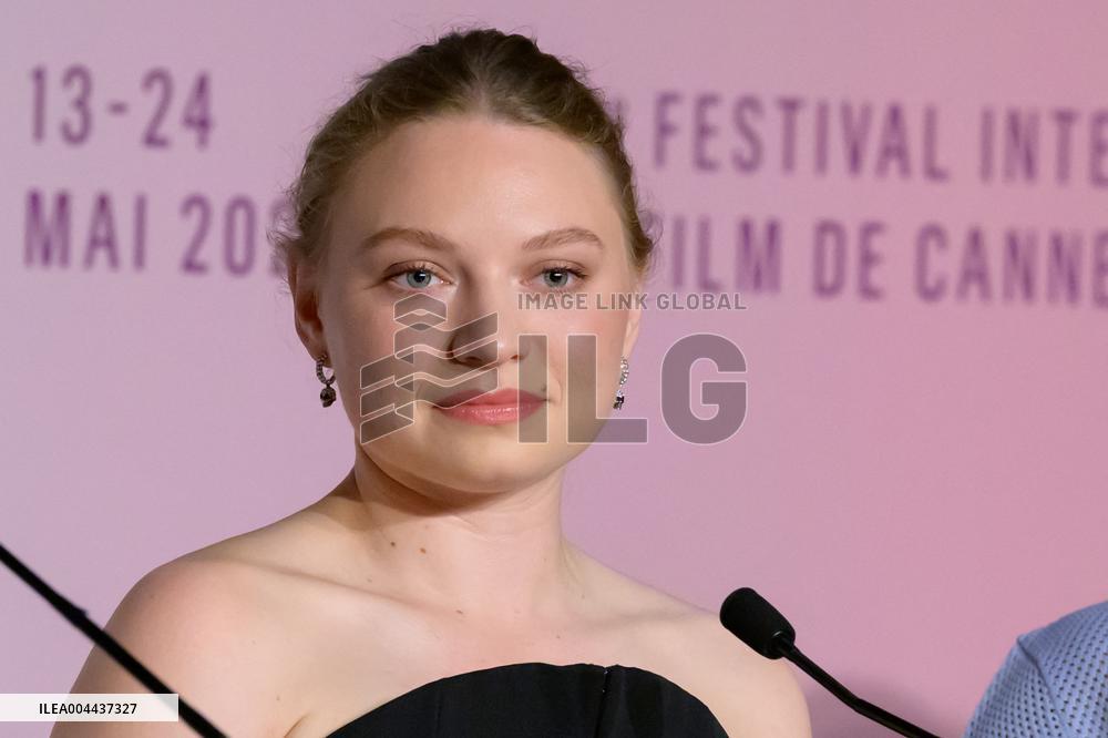 Cannes The Phoenician Scheme Press Conference NG