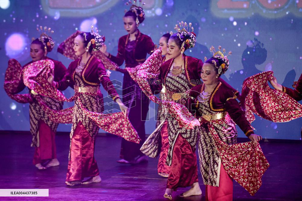 Indonesian Batik Textile Production - Jakarta