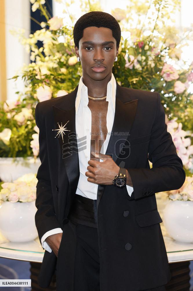 Cannes Alton Mason leave Hotel Martinez to attend the screening MP