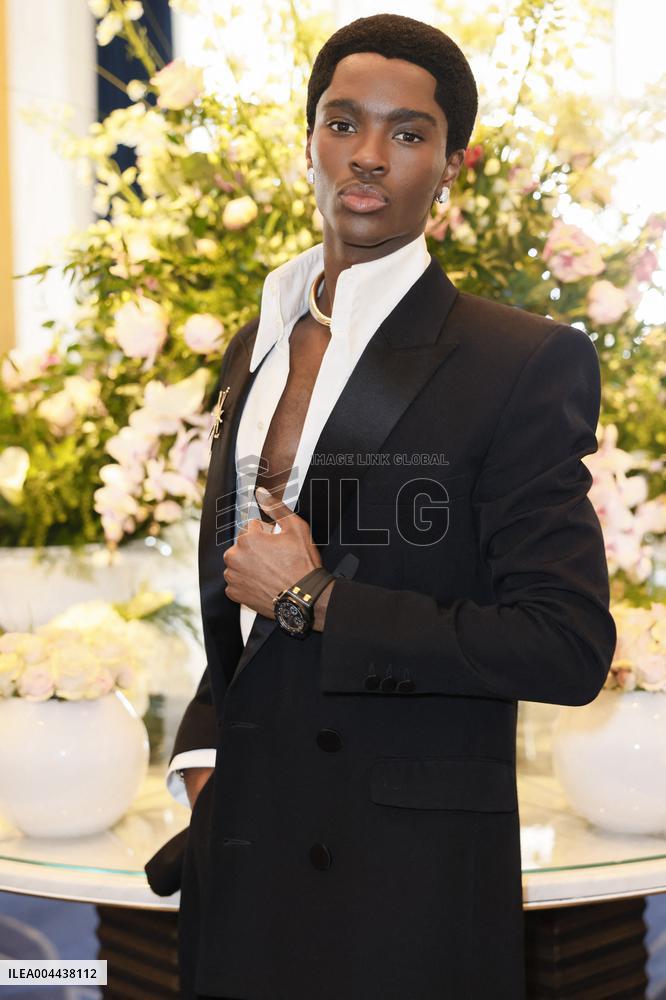 Cannes Alton Mason leave Hotel Martinez to attend the screening MP