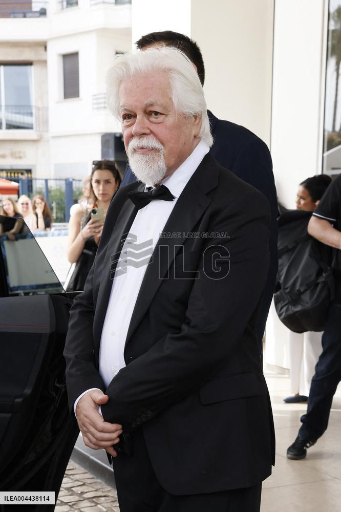 Cannes Alton Mason leave Hotel Martinez to attend the screening MP