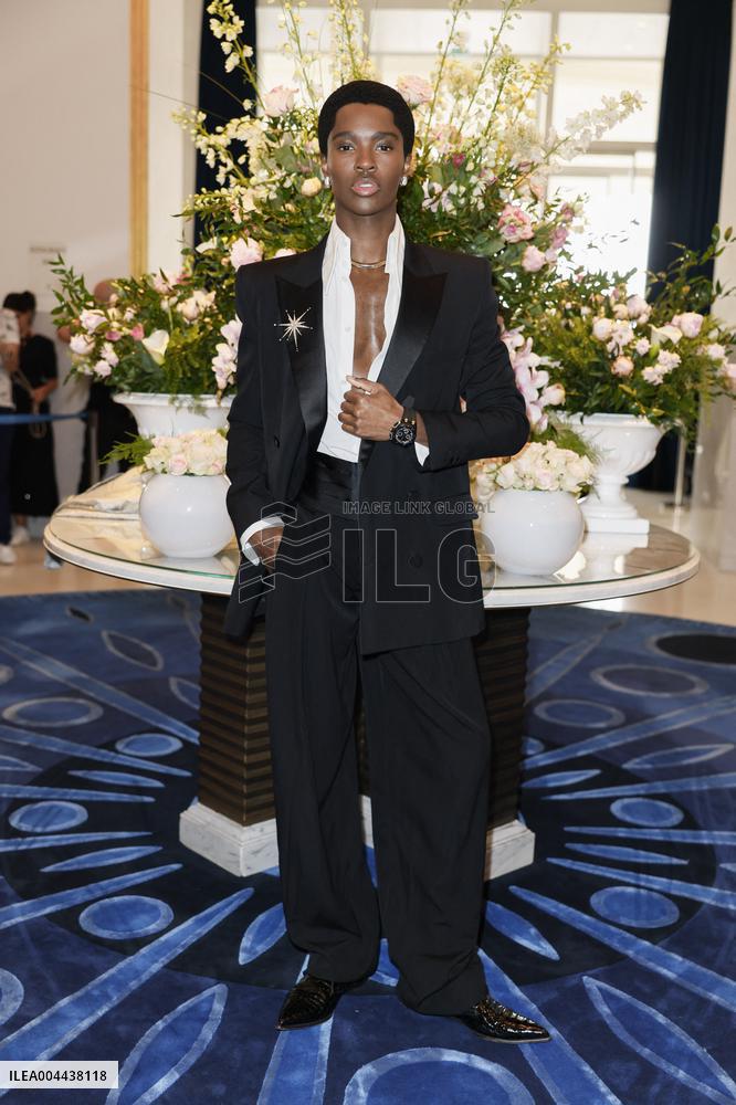 Cannes Alton Mason leave Hotel Martinez to attend the screening MP