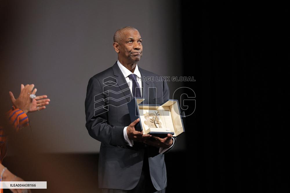 Cannes - Denzel Washington Receives A Surprise Palme d'Or d'Honneur
