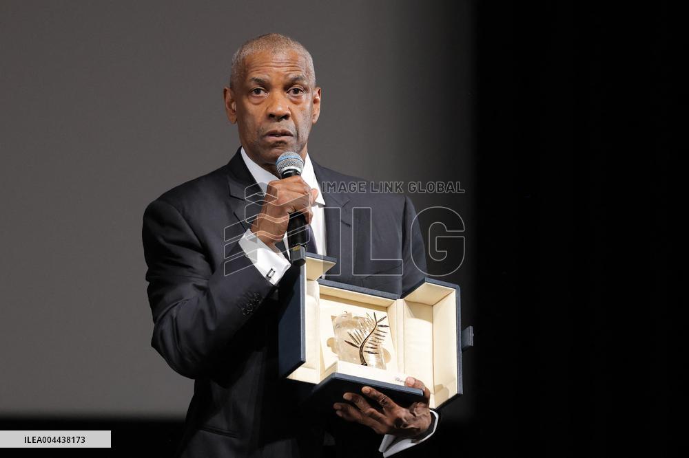 Cannes - Denzel Washington Receives A Surprise Palme d'Or d'Honneur