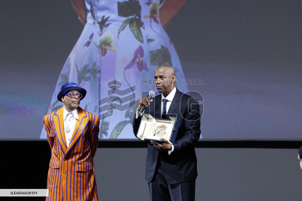 Cannes - Denzel Washington Receives A Surprise Palme d'Or d'Honneur