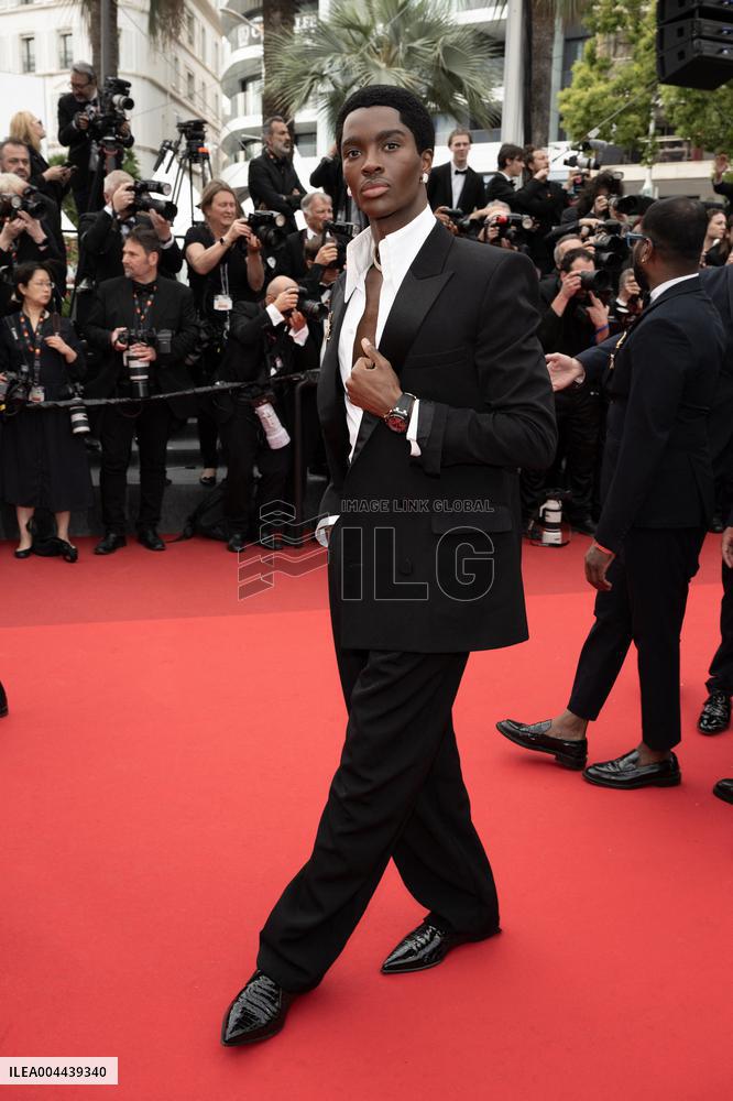 Cannes - Highest 2 Lowest Red Carpet DN