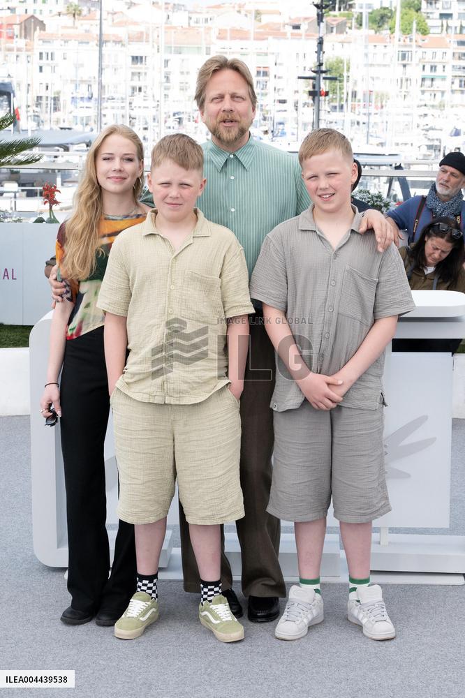 Cannes - Astin Sem Eftir Er Photocall DN