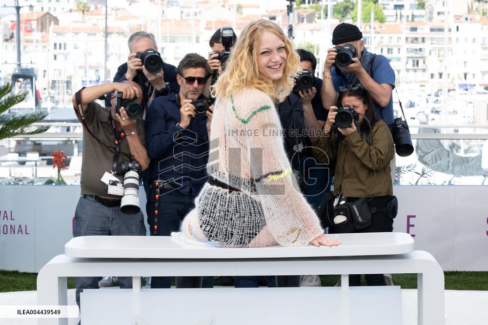Cannes - Astin Sem Eftir Er Photocall DN