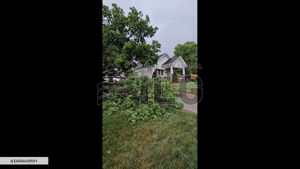 US: Significant Damage Reported in Kansas After Tornado-Producing Storm