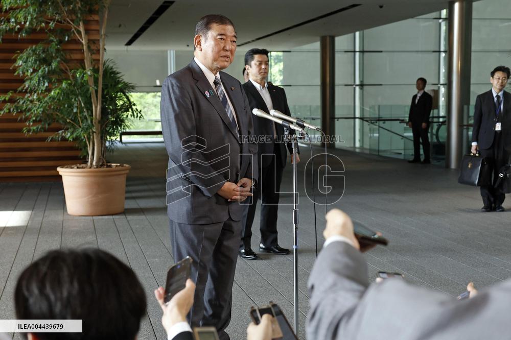 Prime Minister Ishiba meets media