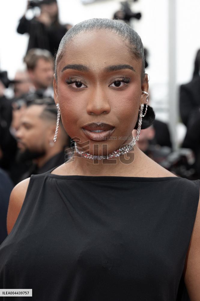 Cannes - Highest 2 Lowest Red Carpet DN