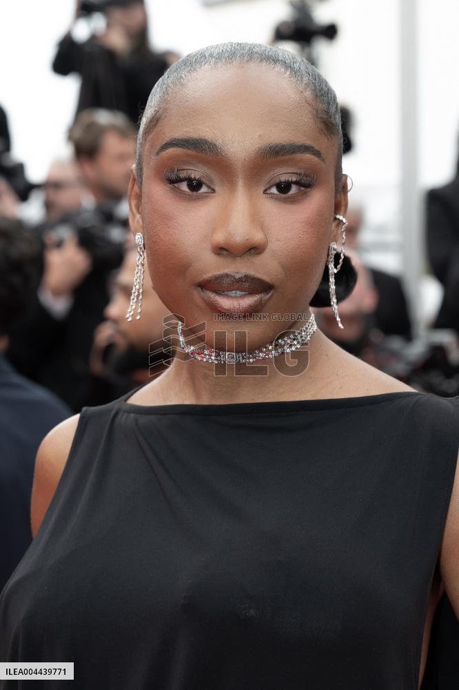 Cannes - Highest 2 Lowest Red Carpet DN